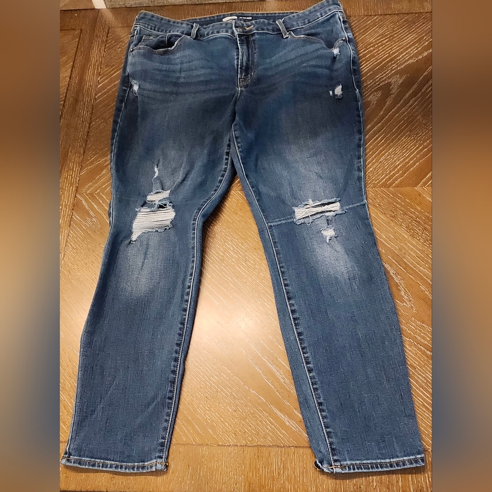Old Navy Pop Icon Skinny Jeans Size 16 Short Mid-Rise Medium Wash Distressed